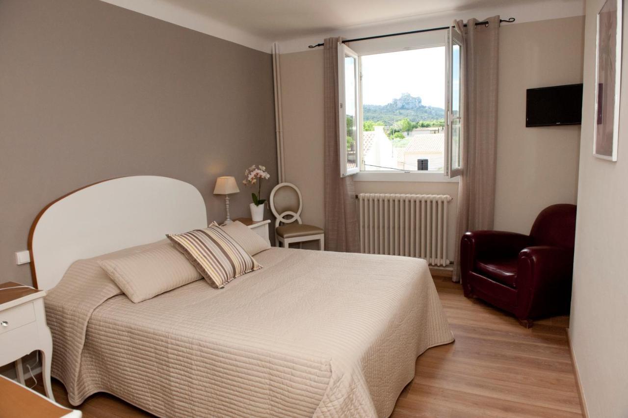 Hotel Le Castelet des Alpilles à Saint-Rémy-de-Provence Extérieur photo