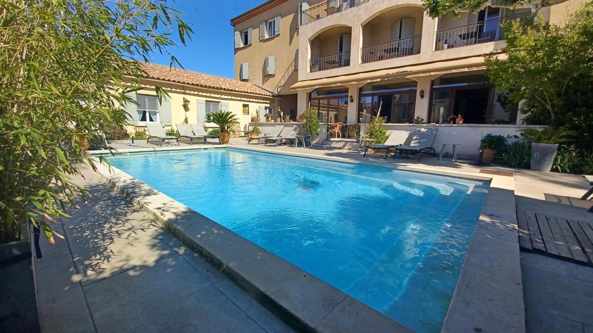 Hotel Le Castelet des Alpilles à Saint-Rémy-de-Provence Extérieur photo